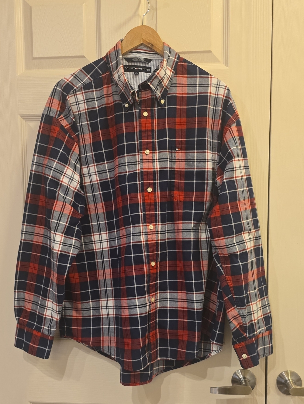 Tommy Hilfiger Men’s Navy & Red Plaid Button-Down Shirt